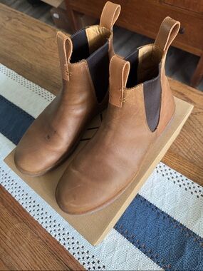 Luca Chelsea boots.